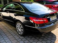 gebraucht Mercedes E200 E-Klasse CoupéBlueEFF, EZ 2013, schwarz