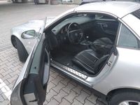 Gebraucht Mercedes SLK230 193 PS (141 kW) 1997 Silber Cabrio