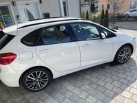 Gebraucht BMW 216 Active Tourer Efficient Dynamics 109 PS (80 kW) 2019 Weiß Van / Kleinbus