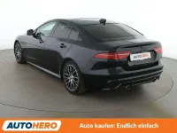 Gebraucht Jaguar XE R-Dynamic 250 PS (183 kW) 2021 Schwarz Limousine