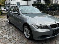 Gebraucht BMW 325 Sport Line 218 PS (160 kW) 2005 Grau Limousine