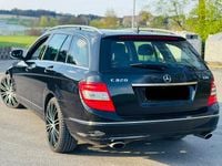 Gebraucht Mercedes C320 Avantgarde 224 PS (164 kW) 2008 Schwarz Kombi