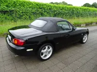 Gebraucht Mazda MX5 110 PS (80 kW) 2000 Schwarz (metallic) Cabrio