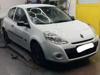 Gebraucht Renault Clio II Expression 75 PS (55 kW) 2009 Limousine