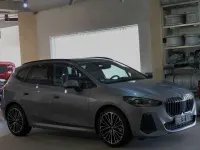 Gebraucht BMW 218 M Sport 136 PS (100 kW) 2024 Skyscraper grau metallic Coupé