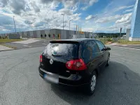 Gebraucht VW Golf V 90 PS (66 kW) 2004 Schwarz Kleinwagen