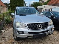 Gebraucht Mercedes ML320 224 PS (164 kW) 2005 Silber SUV