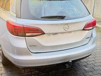Gebraucht Opel Astra 150 PS (110 kW) 2017 Grau Kombi