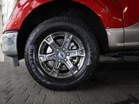 Gebraucht Ford V8 401 PS (294 kW) 2022 Rot SUV