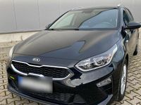 Gebraucht Kia Ceed 115 PS (84 kW) 2019 Schwarz Kleinwagen