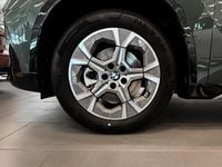 Ny BMW iX1 xLine 230 kW (313 HK) 2026 Grön SUV