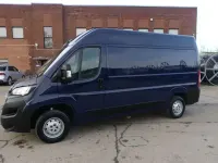 Gebraucht Peugeot Boxer 140 PS (102 kW) 2021 Blau Van