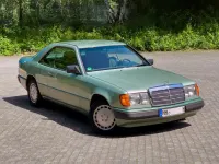 Gebraucht Mercedes 230 132 PS (97 kW) 1988 Grün Coupé