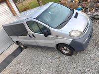 Gebraucht Opel Vivaro 101 PS (74 kW) 2002 Silber Van / Kleinbus