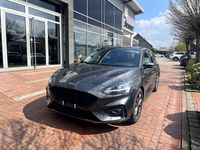 Używany Ford Focus ST-Line 155 KM (114 kW) 2022 Szary