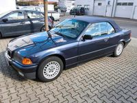 Gebraucht BMW 325 Cabriolet 194 PS (142 kW) 1993 Blau Cabrio