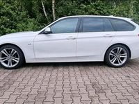 Gebraucht BMW 318 143 PS (105 kW) 2015 Weiß Kombi