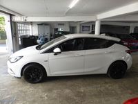 Gebraucht Opel Astra Dynamic 150 PS (110 kW) 2017 Weiß Limousine