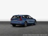 Gebraucht Volvo V60 Plus 398 PS (292 kW) 2025 Denim bluemetallic 723 Kombi