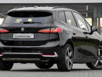Gebraucht BMW 230 Performance 326 PS (239 kW) 2023 Schwarz Van / Kleinbus