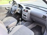 Gebraucht Opel Corsa Njoy 75 PS (55 kW) 2002 Silber Limousine