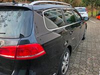 Gebraucht VW Passat 140 PS (102 kW) 2012 Schwarz Kombi