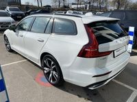 Gebraucht Volvo V60 R-Design 341 PS (250 kW) 2021 Weiss Kombi
