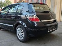 Gebraucht Opel Astra Edition 90 PS (66 kW) 2009 Schwarz Limousine