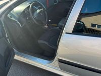 Gebraucht Peugeot 206 75 PS (55 kW) 2010 Silber Limousine
