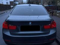 Gebraucht BMW 320 Executive 184 PS (135 kW) 2016 Limousine