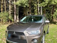 Gebraucht Mitsubishi Outlander 170 PS (125 kW) 2012 Braun SUV