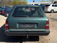 Gebraucht Mercedes E300 188 PS (138 kW) 1989 Grün Kombi