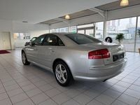 Gebraucht Audi A8 232 PS (170 kW) 2010 Eissilber Limousine