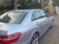 Second-hand Mercedes E220 170 CP (125 kW) 2011 Argintiu Berlinǎ