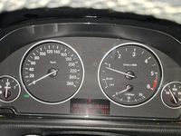 Gebraucht BMW 318 148 PS (108 kW) 2014 Blau Limousine