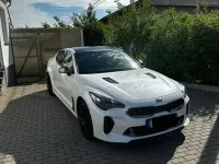 Gebraucht Kia Stinger GT 366 PS (269 kW) 2019 Weiß Kleinwagen