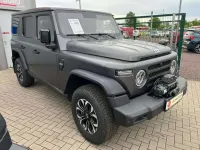 Neu BAW 212 166 PS (122 kW) 2026 Schwarz und graumatt SUV