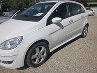 Gebraucht Mercedes B170 116 PS (85 kW) 2005 Weiß Van / Kleinbus
