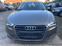 Gebraucht Audi A3 Attraction 122 PS (89 kW) 2014 Grau Limousine