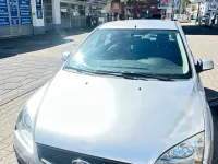 Używany Ford Focus 101 KM (74 kW) 2006 Srebrny Sedan/Limuzyna