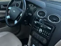 Używany Ford Focus Titanium 116 KM (85 kW) 2005 Niebieski Sedan/Limuzyna
