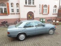 Gebraucht Mercedes 190 90 PS (66 kW) 1987 Blau Limousine