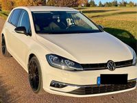 Gebraucht VW Golf VII Highline 150 PS (110 kW) 2018 Weiß Kleinwagen