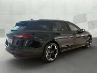 Neu Skoda Superb SportLine 193 PS (141 kW) 2026 Ebony black metallic Kombi