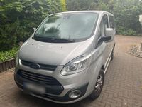 Gebraucht Ford Tourneo Titanium 155 PS (114 kW) 2013 Silber Van / Kleinbus