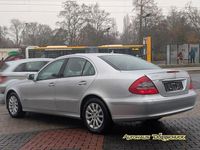 Gebraucht Mercedes E220 Elegance 81 PS (59 kW) 2007 Silber Limousine