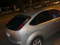 Usata Ford Focus 125 CV (91 kW) 2006 Grigio Berlina