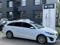 Używany Kia Ceed Vision 105 KM (77 kW) 2023 Biały Hatchback
