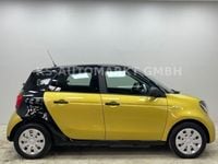 Gebraucht Smart ForFour Electric Drive 60 kW (82 PS) 2018 Gelb Kleinwagen