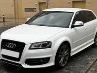 Gebraucht Audi S3 Sport 265 PS (194 kW) 2010 Weiß Kleinwagen